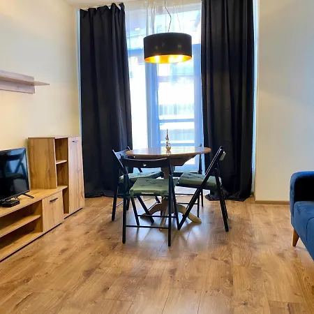 Boutique Magenta Gold * Sofie